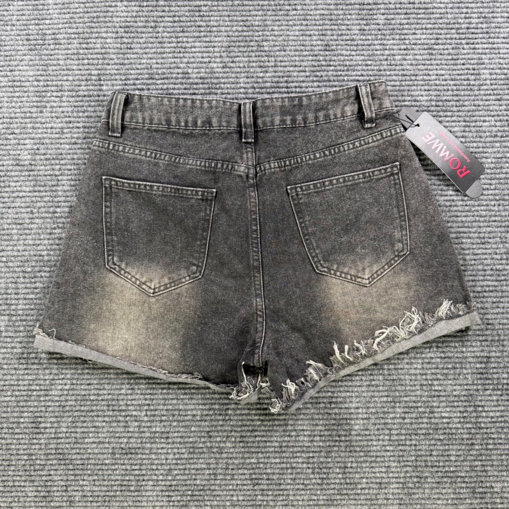 NEW Romwe Black Distressed Denim Shorts Skull Patch Ripped Fray Hem Women Medium - Picture 2 of 14